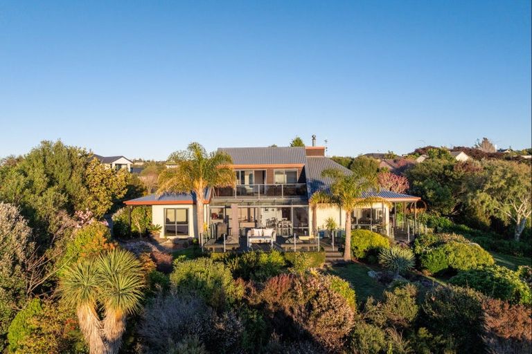 Photo of property in 36 Brabant Drive, Ruby Bay, Mapua, 7005