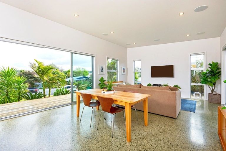 Photo of property in 53 Moir Point Road, Mangawhai Heads, Mangawhai, 0505