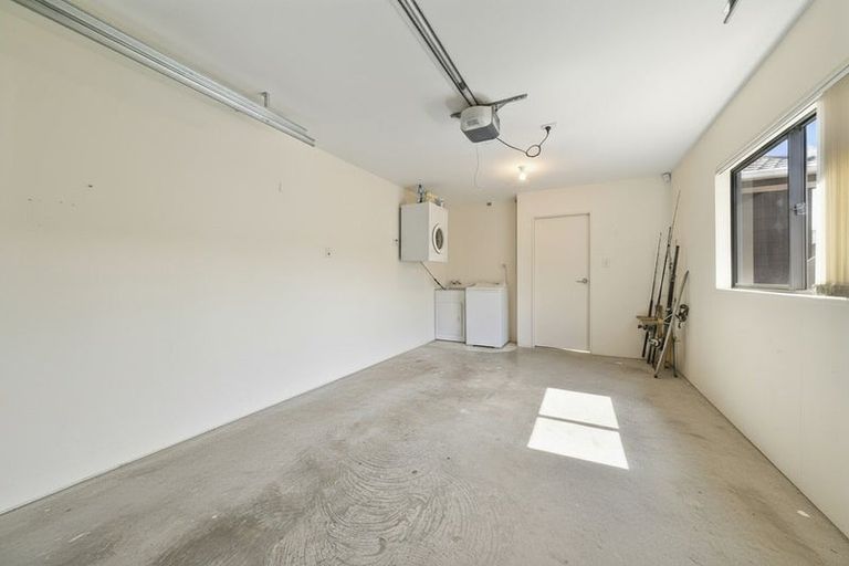 Photo of property in 6 Richard Street, Titahi Bay, Porirua, 5022