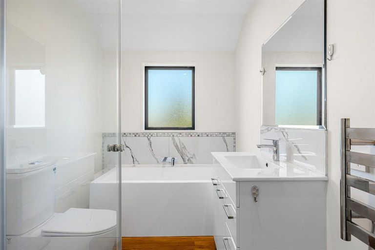Photo of property in 228 Greers Road, Bryndwr, Christchurch, 8053