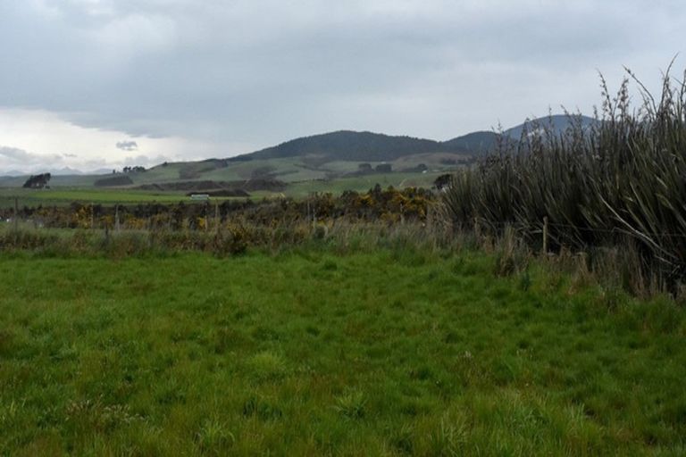 Photo of property in 25 Thomas Road, Orepuki, Riverton, 9881