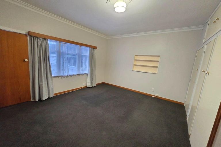 Photo of property in 6 Otaki Street, Miramar, Wellington, 6022