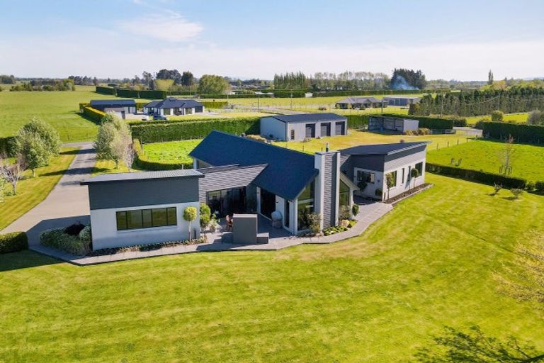 Photo of property in 48a Egerton Road, Winton, 9781