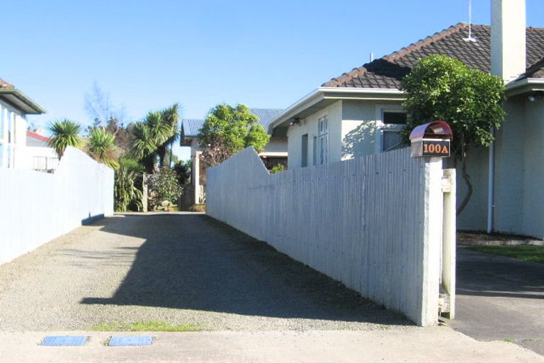 Photo of property in 100a Vogel Street, Roslyn, Palmerston North, 4414
