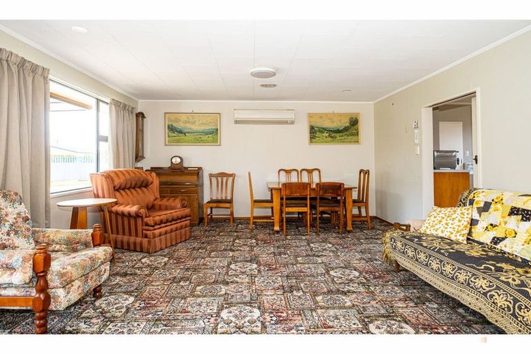 Photo of property in 35 Innes Street, Waimate, 7924