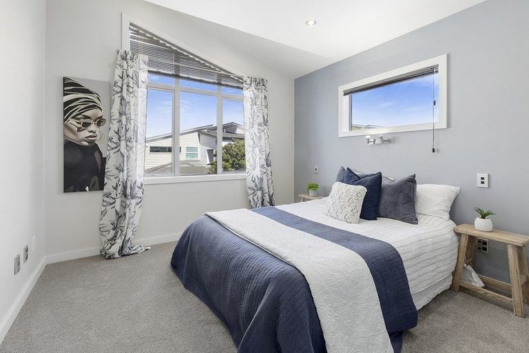Photo of property in 62 Saint Ives Drive, Camborne, Porirua, 5026