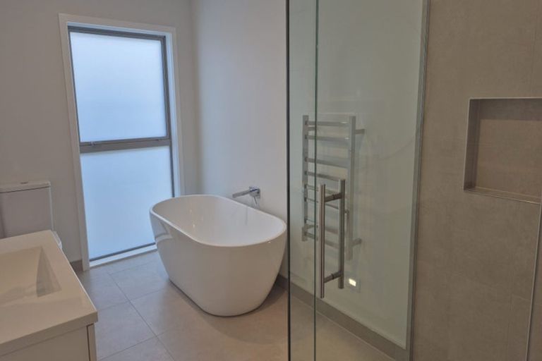 Photo of property in 76 South Road, Solway, Masterton, 5810