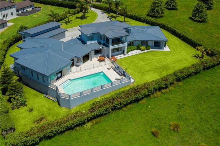 Photo of property in 33 Langford Place, Dairy Flat, Albany, 0792