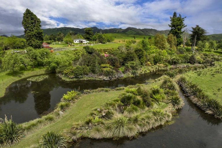 Photo of property in 22 Phillips Road, Motu, Te Karaka, 4092
