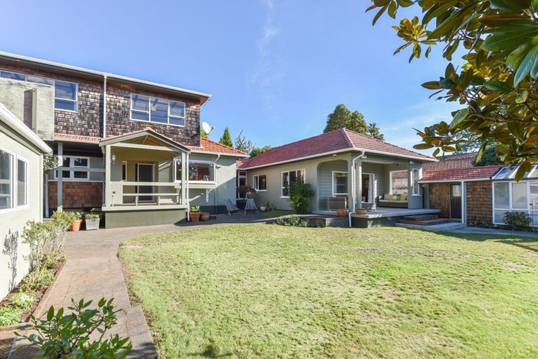 Photo of property in 27 Sophia Street, Glenholme, Rotorua, 3010