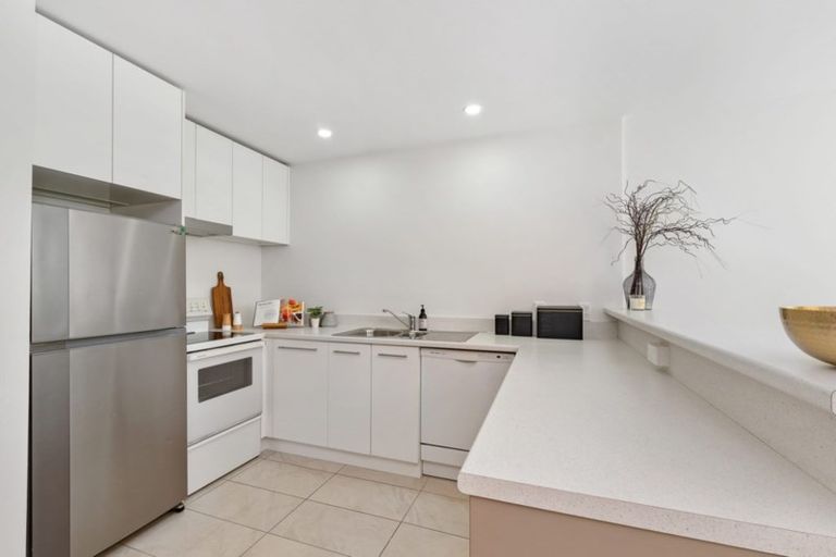 Photo of property in 8/27 Darvel Street, Riccarton, Christchurch, 8011