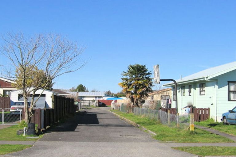 Photo of property in 35 Breckons Avenue, Nawton, Hamilton, 3200