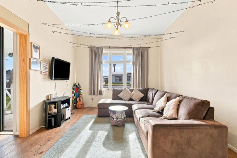 Photo of property in 44 Maxwell Avenue, Durie Hill, Whanganui, 4500