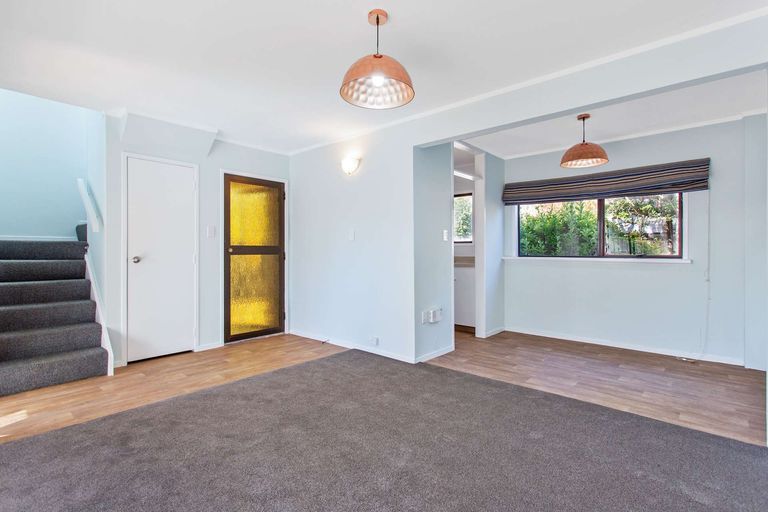 Photo of property in 14/19a Gray Avenue, Mangere East, Auckland, 2024