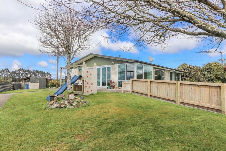 Photo of property in 2599 Mountain Road, Tariki, Stratford, 4394