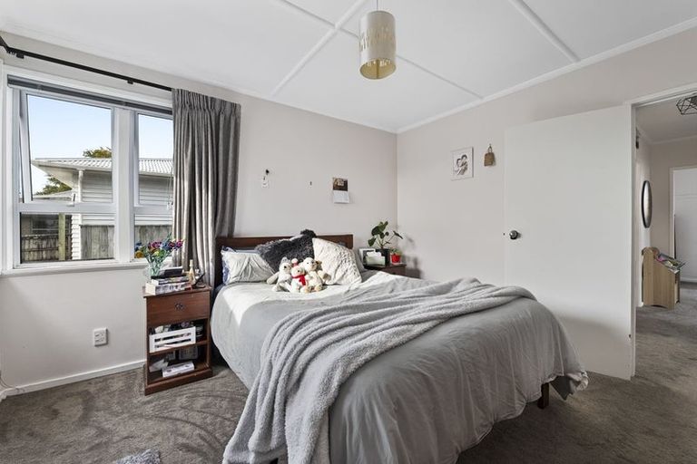 Photo of property in 1/324 Carrington Street, Vogeltown, New Plymouth, 4310