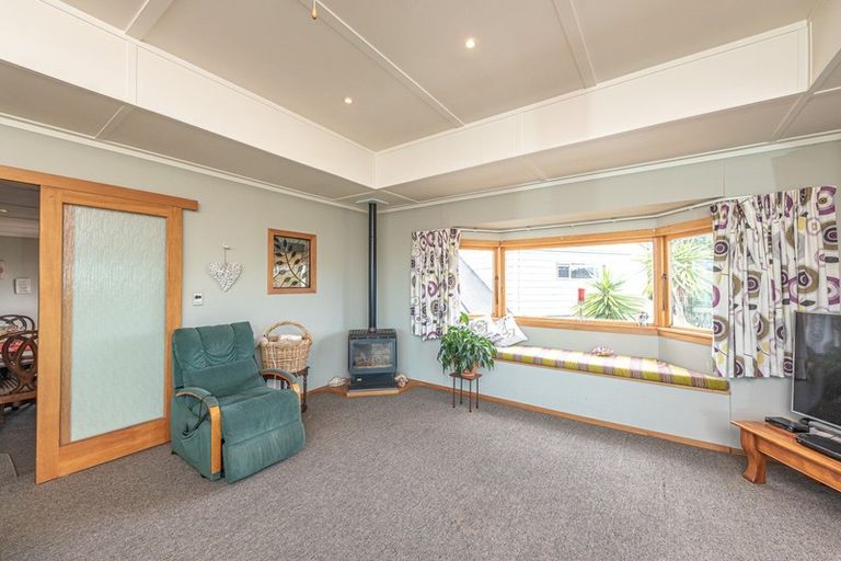 Photo of property in 16 Spurdle Street, Springvale, Whanganui, 4501