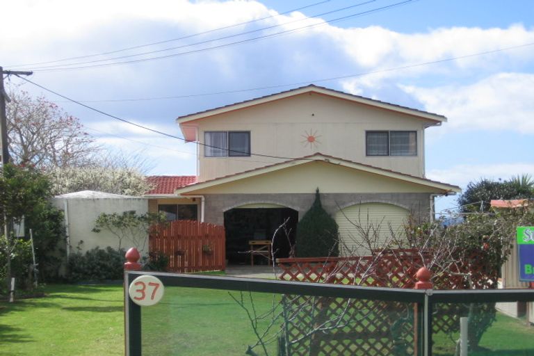 Photo of property in 37 Robert Street, Mangawhai Heads, Mangawhai, 0505