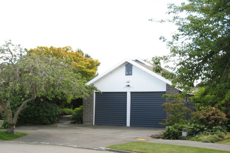 Photo of property in 7 Ashcroft Place, Burnside, Christchurch, 8053