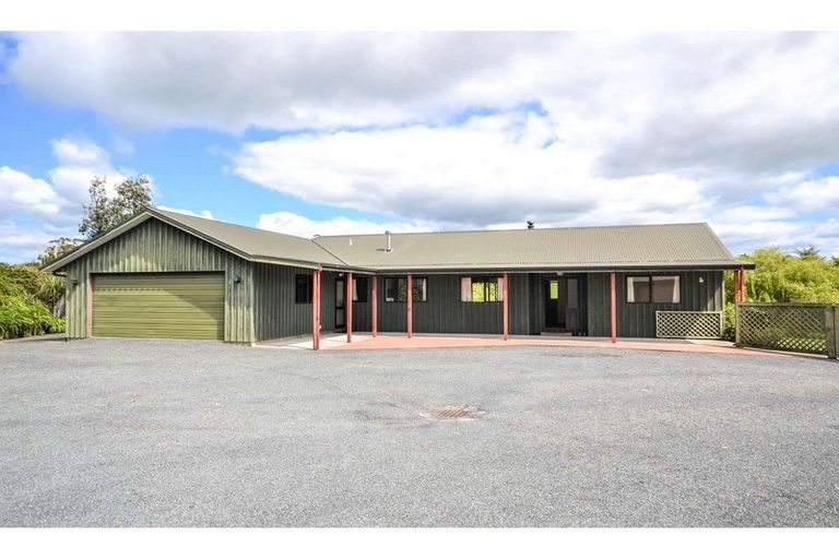 Photo of property in 68 Wiroa Road, Kerikeri, 0293