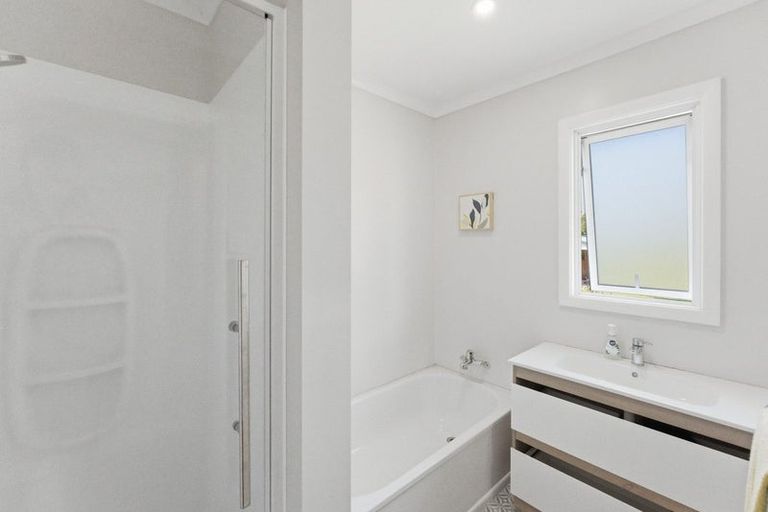 Photo of property in 251 Frankley Road, Frankleigh Park, New Plymouth, 4310