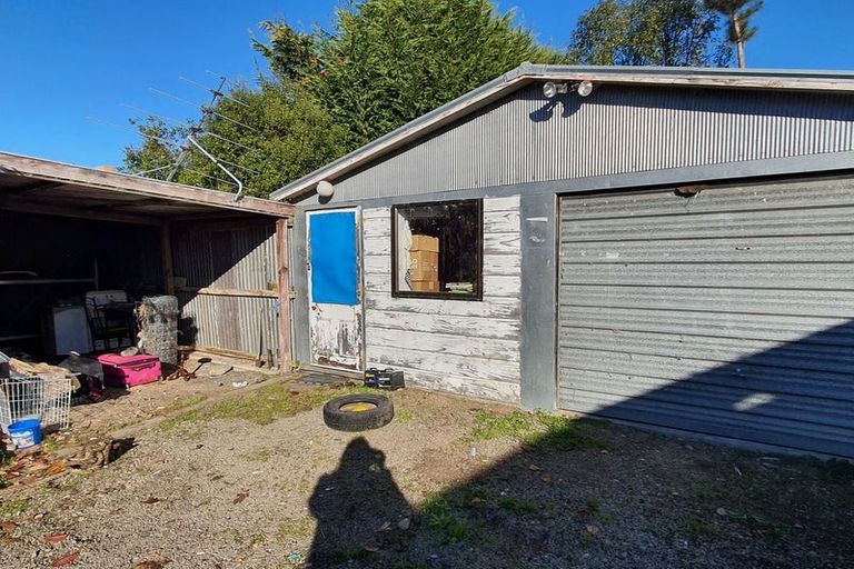 Photo of property in 18 James Street, Waimate, 7980