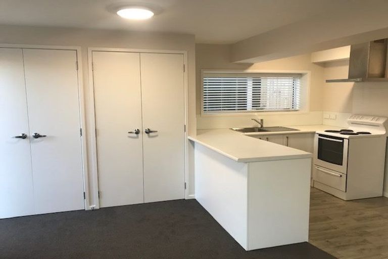 Photo of property in 2/8 Patons Road, Howick, Auckland, 2014