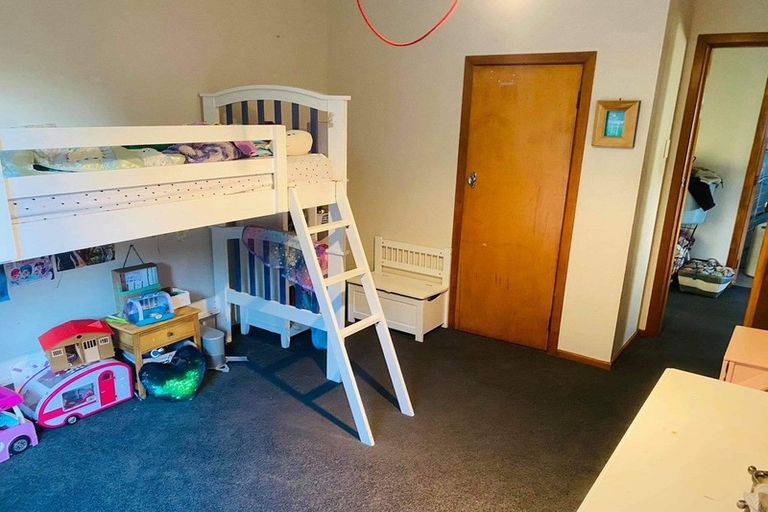 Photo of property in 70 Wright Street, Wainuiomata, Lower Hutt, 5014