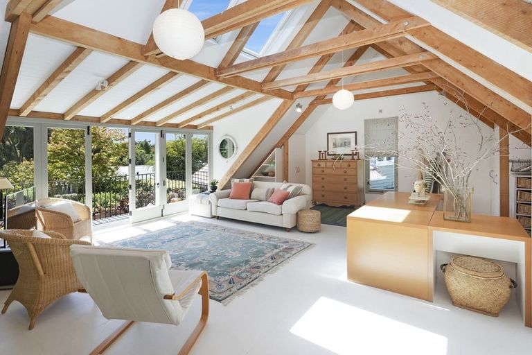 Photo of property in 87 Avonhead Road, Avonhead, Christchurch, 8042