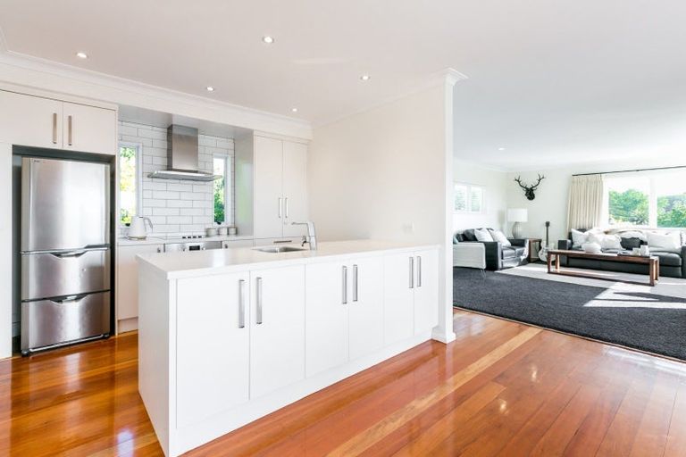 Photo of property in 11 Tainui Drive, Havelock North, 4130