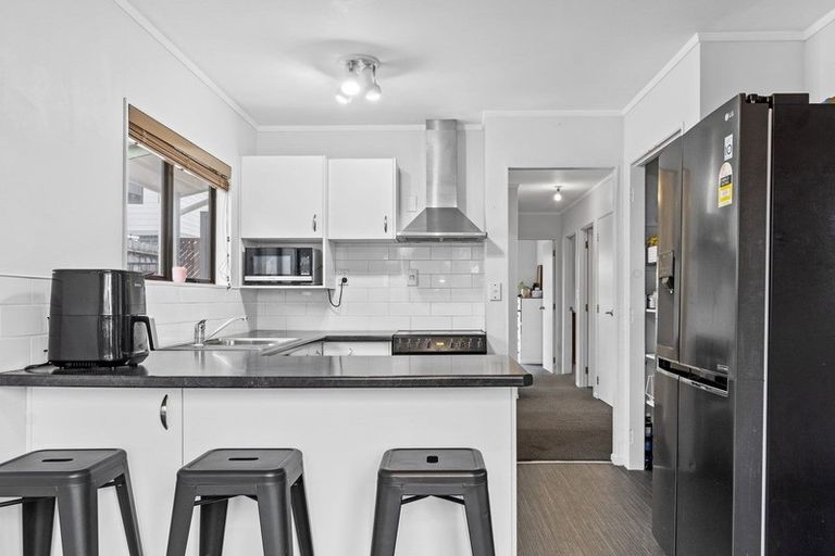 Photo of property in 97b Waitaha Road, Welcome Bay, Tauranga, 3112