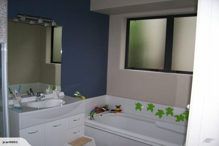 Photo of property in 5 Millennium Heights, Flagstaff, Hamilton, 3210