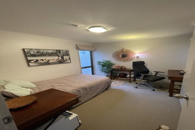 Photo of property in 11a Puriri Avenue, Orewa, 0931