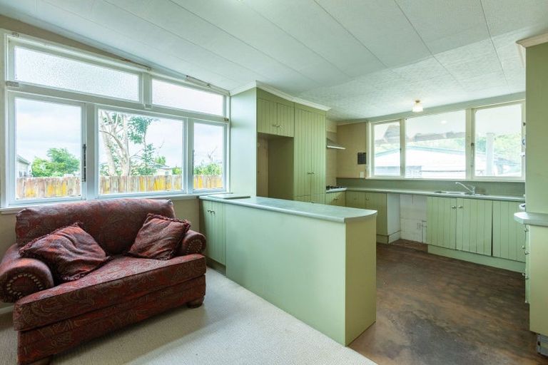 Photo of property in 73 Mclean Street, Woodville, 4920