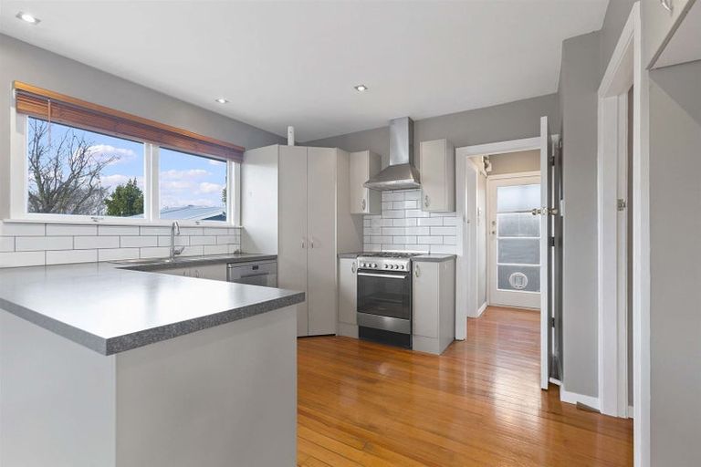 Photo of property in 130 Grimseys Road, Redwood, Christchurch, 8051