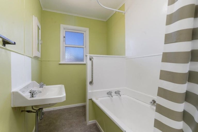 Photo of property in 19 Fleet Street, Solway, Masterton, 5810