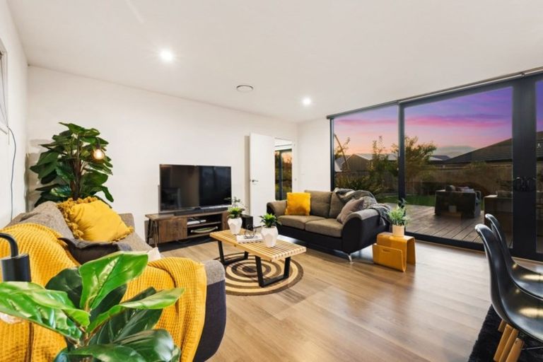 Photo of property in 72 Risinghurst Terrace, Lower Shotover, Queenstown, 9304