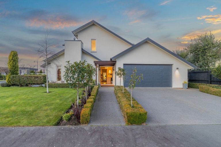 Photo of property in 17 Timberlands Terrace, Parklands, Christchurch, 8083