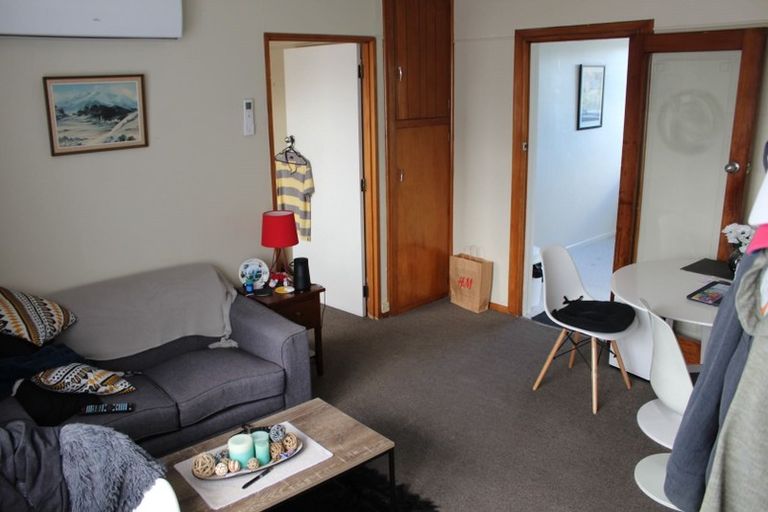 Photo of property in 212 Kaikorai Valley Road, Bradford, Dunedin, 9011
