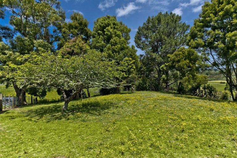 Photo of property in 166 Gervin Road, Wainui, Silverdale, 0992