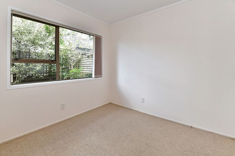 Photo of property in 2/36 Elizabeth Street, Mount Eden, Auckland, 1024