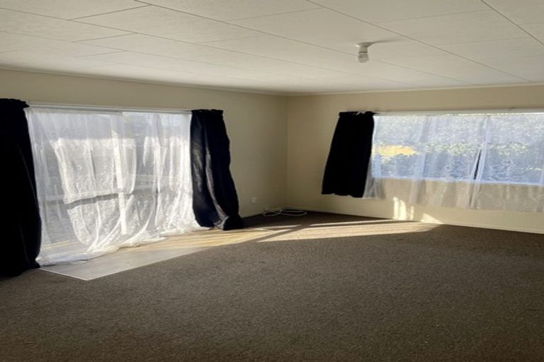 Photo of property in 1/19 Funnell Place, Manurewa, Auckland, 2102