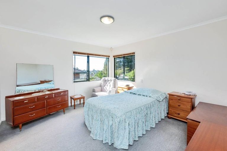 Photo of property in 4 San Lorenzo Rise, Henderson, Auckland, 0612
