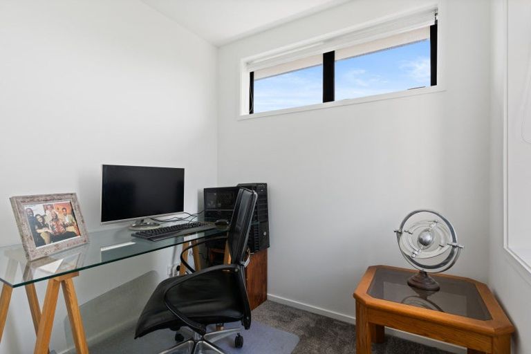 Photo of property in 60 Mohua Lane, Upper Riccarton, Christchurch, 8041