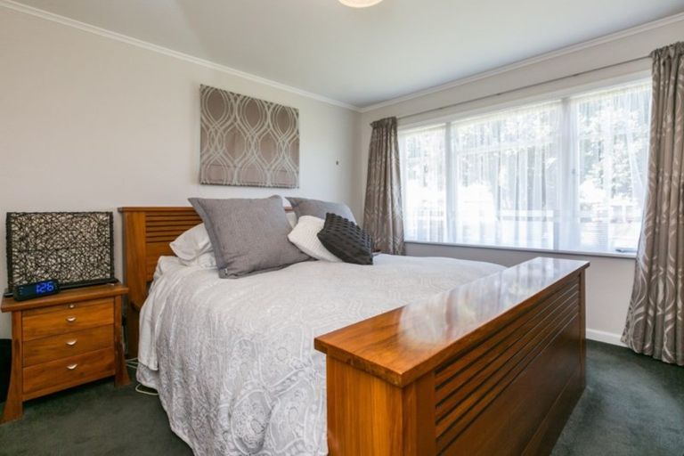 Photo of property in 6 Oxford Street, Taradale, Napier, 4112