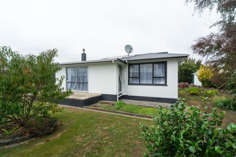 Photo of property in 10 Potaka Street, Marton, 4710