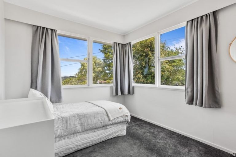 Photo of property in 1/14 Windy Ridge Road, Glenfield, Auckland, 0629