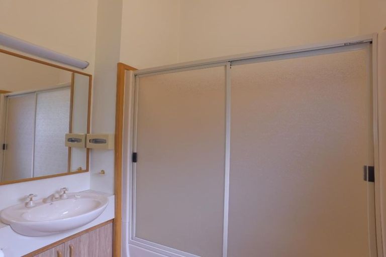 Photo of property in 19 Goldfield Heights, Queenstown, 9300