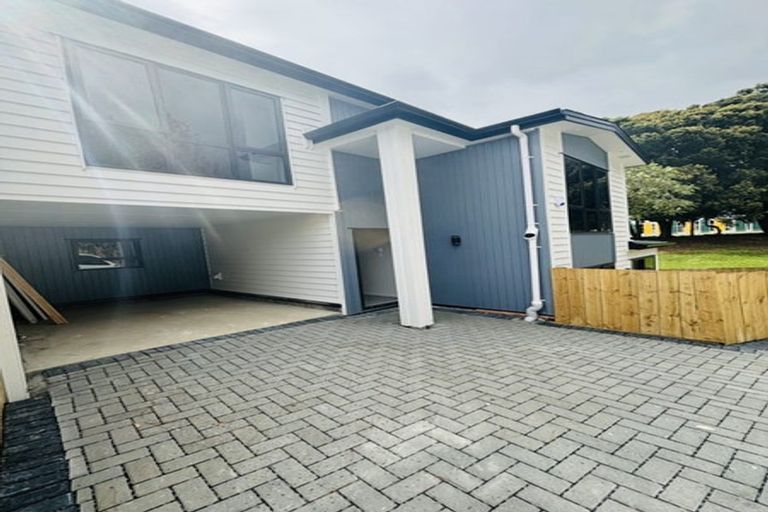 Photo of property in 9f Julian Place, Otara, Auckland, 2023