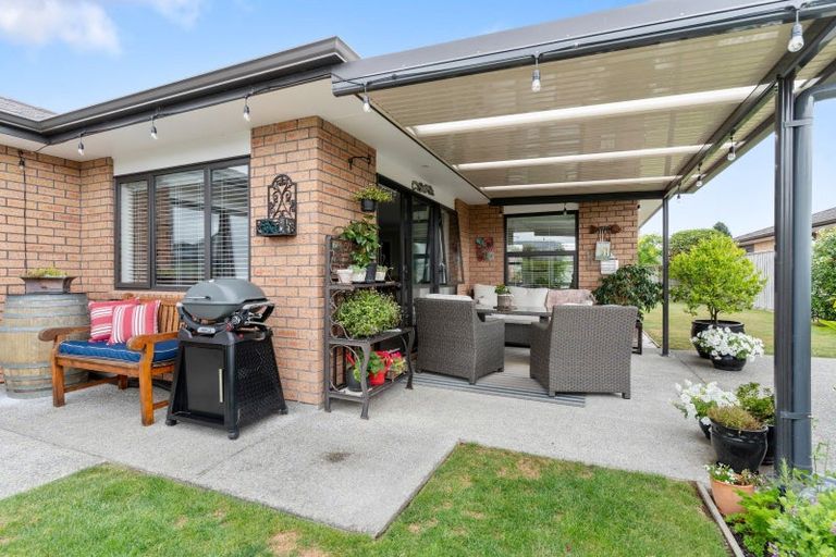 Photo of property in 8 Austin Reid Avenue, Carterton, 5713